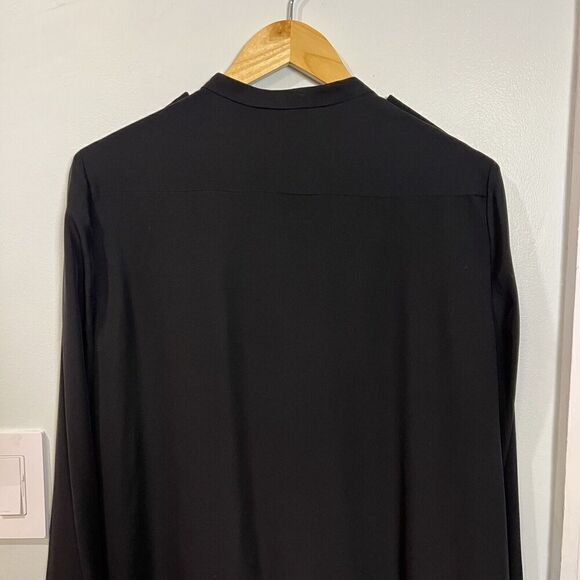 Theory Women's Size Large  Black Long Sleeves Button-Up Silk Shirt Blouse - Picture 5 of 10